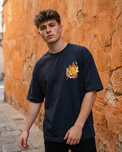 Garfield Breakout - Oversized Tee