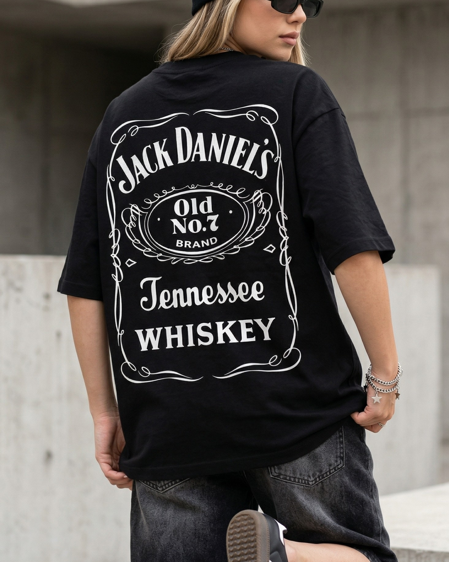 JD Old No. 7 – Black Oversized Tee