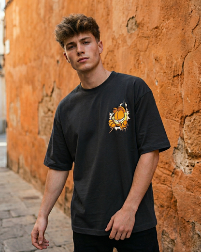 Garfield Breakout - Oversized Tee