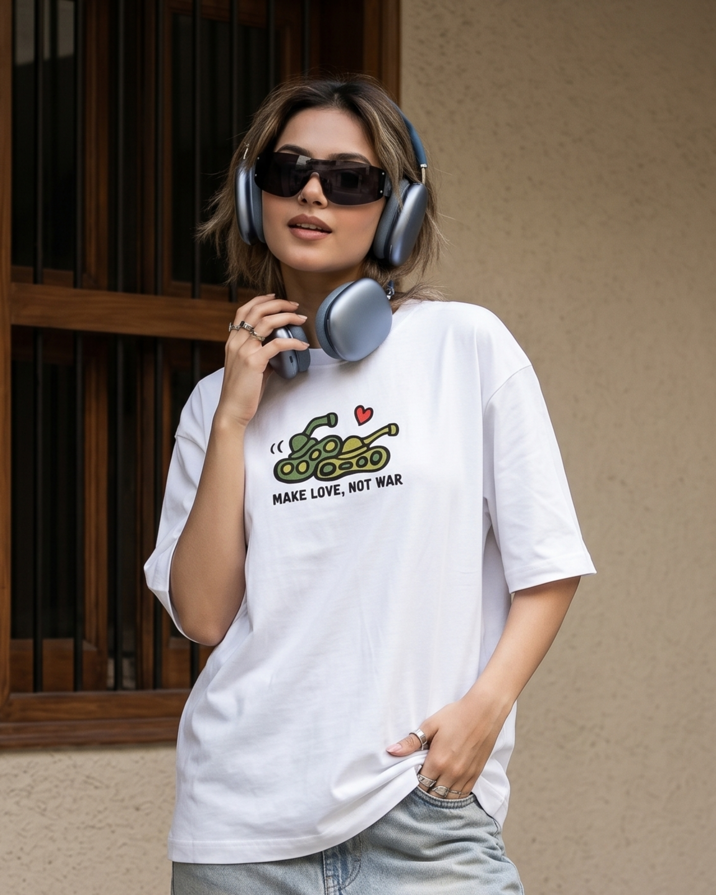 Make Love, Not War - Oversized Tee